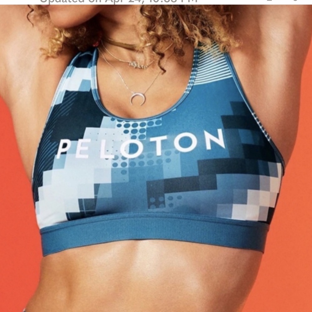 Adidas Peloton sports bra. Size small. NWT